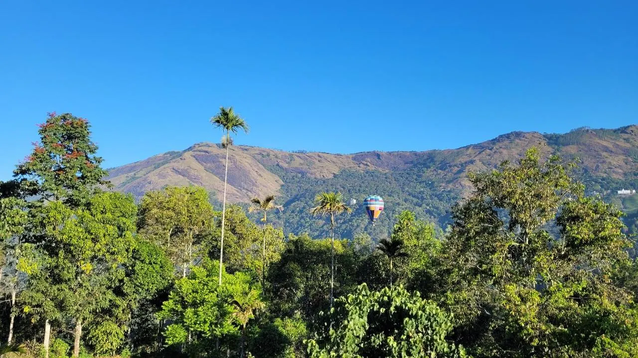 3R Residency Munnar Hostel India