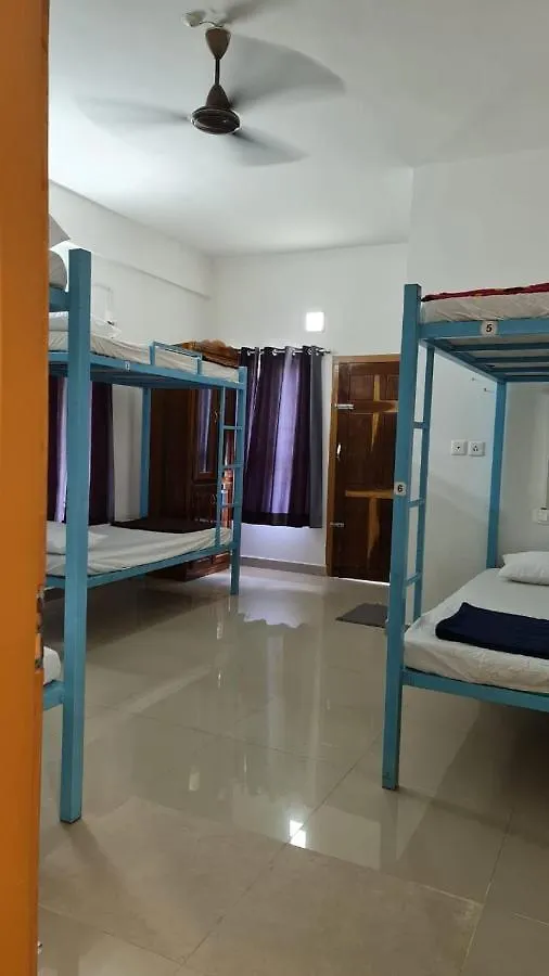 3R Residency Munnar Hostel