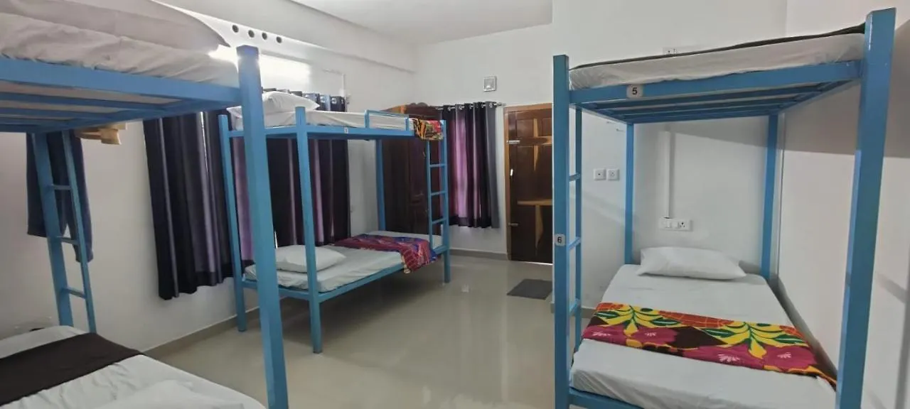 3R Residency Munnar Hostel